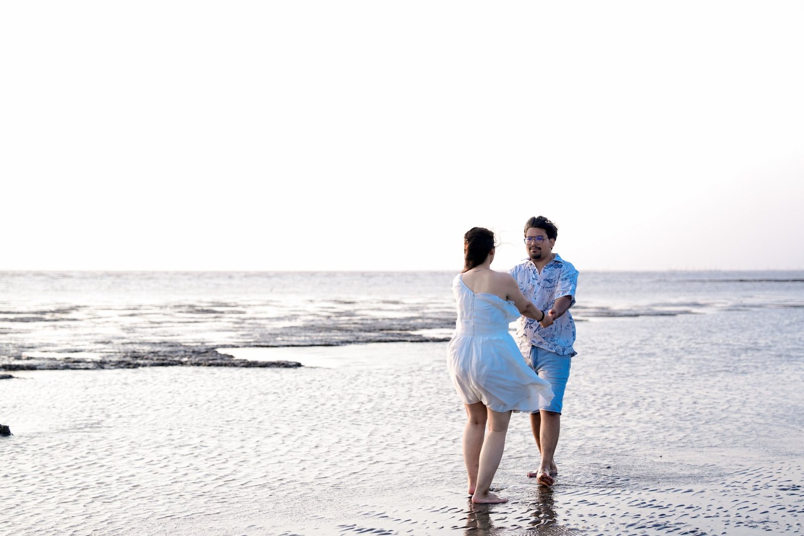 Arpit and Shivangi walking on the beach