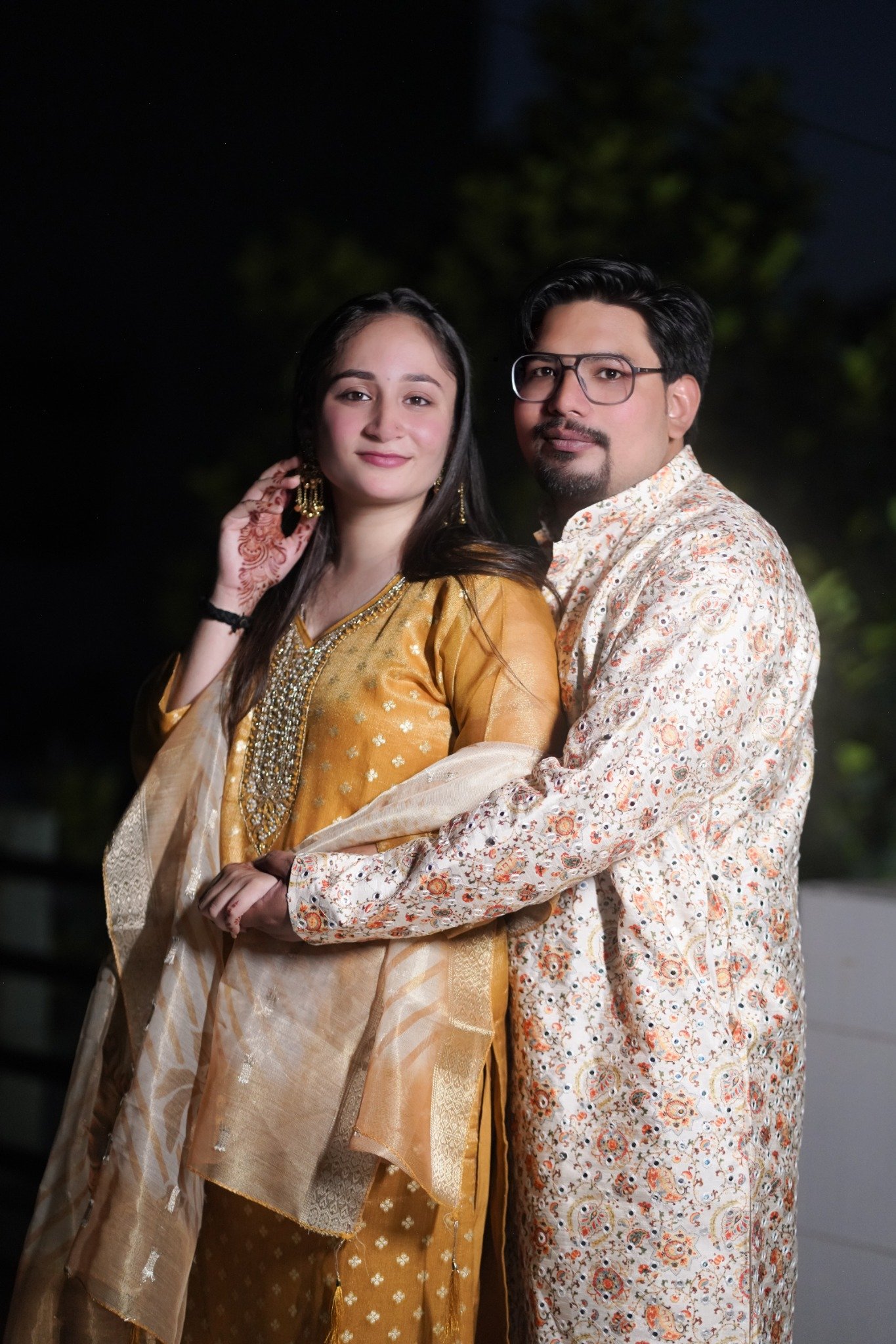 Arpit and Shivangi in festive clothing